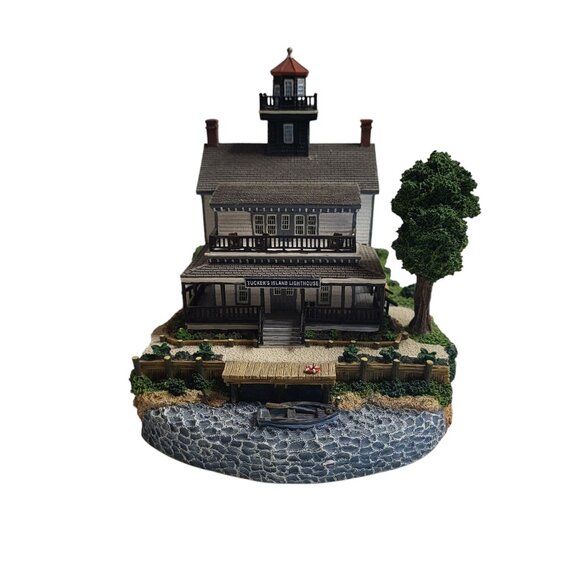 Harbour Lights 2002 Lighthouse Figurine #276 Tucker's Island New Jersey - Picture 1 of 7